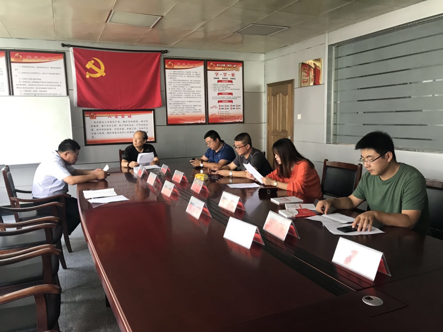  Peninsular cables hold the party flag high and never forget their original heart.jpg